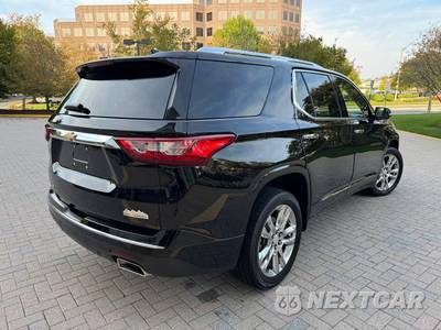 2019 Chevrolet Traverse High Country 2LZ - zdjęcie 5 z 71 - miniatura