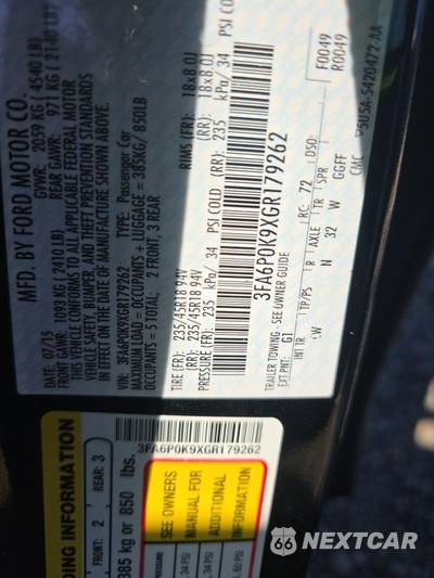 2016 Ford Fusion Titanium - zdjęcie 17 z 21 - miniatura