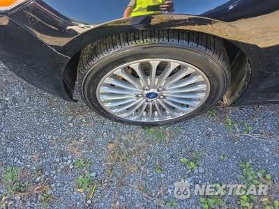 2016 Ford Fusion Titanium - zdjęcie 8 z 21 - miniatura