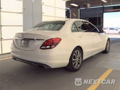 2016 Mercedes-Benz C 300 - zdjęcie 4 z 28 - miniatura