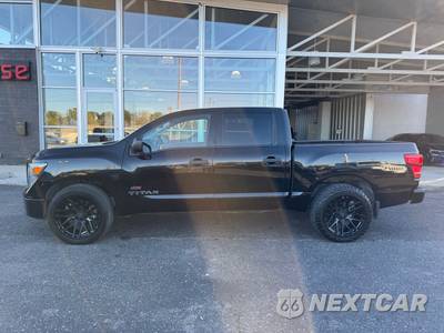 2017 Nissan TITAN S Crew Cab Short Bed - zdjęcie 5 z 25 - miniatura