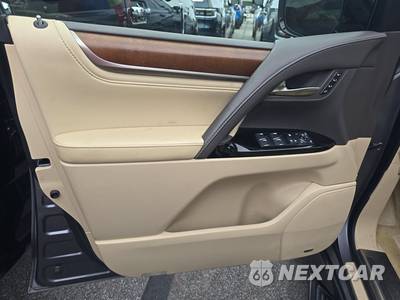2016 Lexus LX 570 - zdjęcie 29 z 40 - miniatura