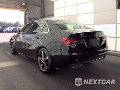 2022 Mercedes-Benz A 220 4MATIC - zdjęcie 6 z 18 - miniatura