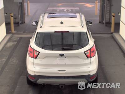 2019 Ford Escape Titanium - zdjęcie 5 z 19 - miniatura