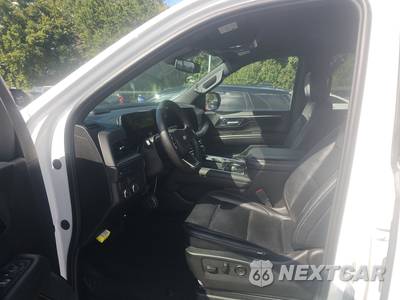 2025 Chevrolet Suburban LS 1LS - zdjęcie 7 z 23 - miniatura