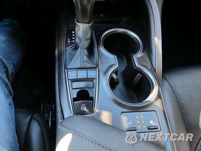2024 Toyota Camry XSE - zdjęcie 21 z 36 - miniatura