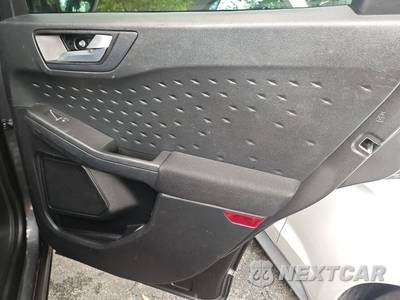 2020 Ford Escape SE - zdjęcie 40 z 46 - miniatura