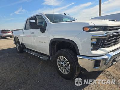 2026 Chevrolet Silverado 2500HD LT Crew Cab Short Bed 1LT - zdjęcie 3 z 35 - miniatura