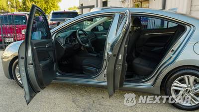2019 Hyundai Elantra SEL Sedan - zdjęcie 11 z 41 - miniatura