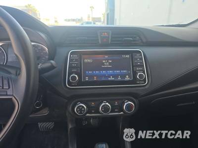 2025 Nissan Versa S - zdjęcie 8 z 11 - miniatura