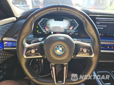 2023 BMW i7 xDrive60 M SPORT LINE - zdjęcie 10 z 37 - miniatura