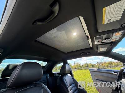 2014 Volkswagen Beetle TDI Hatchback w/Premium - zdjęcie 46 z 50 - miniatura