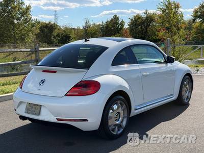 2014 Volkswagen Beetle TDI Hatchback w/Premium - zdjęcie 19 z 50 - miniatura