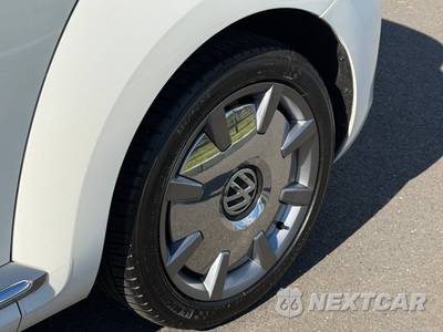 2014 Volkswagen Beetle TDI Hatchback w/Premium - zdjęcie 25 z 50 - miniatura
