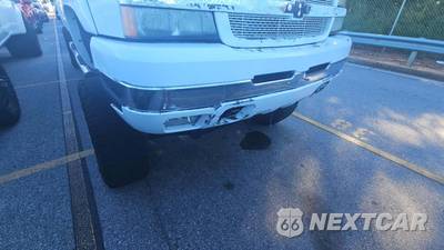 2004 Chevrolet Silverado 2500HD LT Crew Cab Long Bed 1SC - zdjęcie 42 z 51 - miniatura