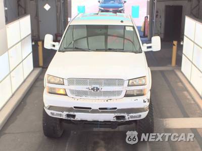 2004 Chevrolet Silverado 2500HD LT Crew Cab Long Bed 1SC - zdjęcie 2 z 51 - miniatura
