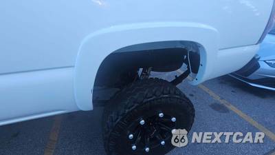 2004 Chevrolet Silverado 2500HD LT Crew Cab Long Bed 1SC - zdjęcie 26 z 51 - miniatura