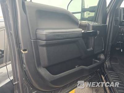 2021 Ford Super Duty F-250 Lariat Crew Cab Medium Bed - zdjęcie 9 z 22 - miniatura