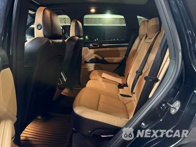 2015 Porsche Cayenne Diesel - zdjęcie 11 z 14 - miniatura