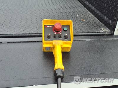 2017 Ford Super Duty F-550 Cab Chassis XL Regular Cab DRW - zdjęcie 19 z 28 - miniatura