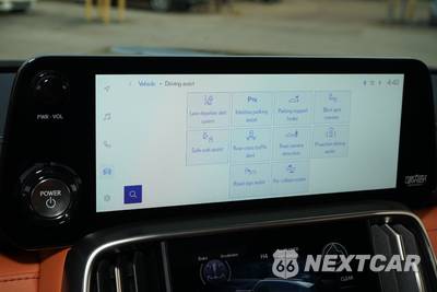 2026 Lexus LX 700h Ultra Luxury - zdjęcie 15 z 39 - miniatura