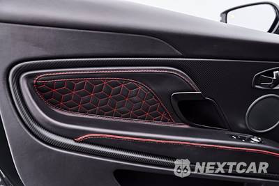 2019 Aston Martin DBS - zdjęcie 47 z 50 - miniatura