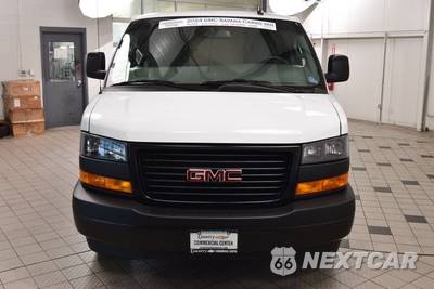 2024 GMC Savana 2500 Cargo Van 1WT 135.0" WB - zdjęcie 2 z 35 - miniatura