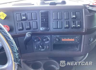 2015 Volvo VN VNL Conventional Long - zdjęcie 12 z 13 - miniatura