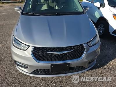 2021 Chrysler Pacifica Hybrid Touring L 121.6" WB - zdjęcie 2 z 21 - miniatura