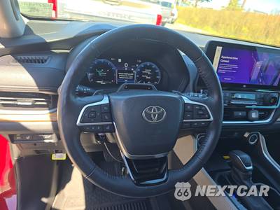 2024 Toyota Grand Highlander Platinum - zdjęcie 16 z 24 - miniatura