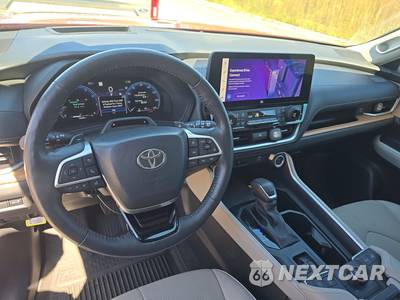 2024 Toyota Grand Highlander Platinum - zdjęcie 17 z 24 - miniatura