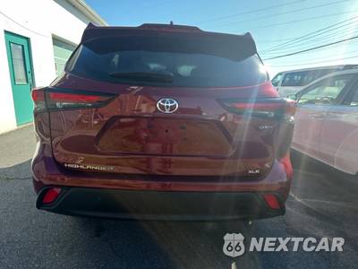 2026 Toyota Highlander Hybrid XLE - zdjęcie 5 z 23 - miniatura