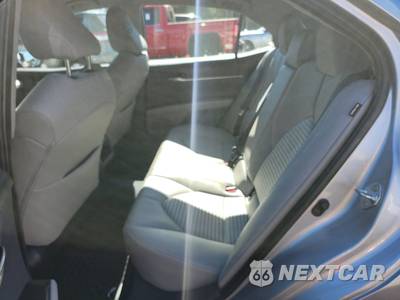 2024 Toyota Camry SE - zdjęcie 13 z 23 - miniatura