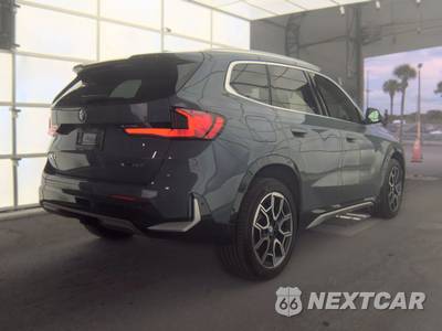 2023 BMW X1 Sports Activity Vehicle xDrive28i - zdjęcie 4 z 19 - miniatura