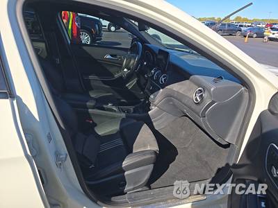 2018 Mercedes-Benz GLA 250 - zdjęcie 8 z 50 - miniatura