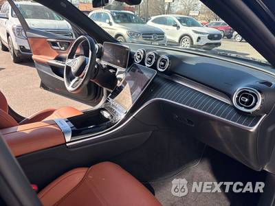 2023 Mercedes-Benz C 300 4MATIC Sedan - zdjęcie 13 z 48 - miniatura
