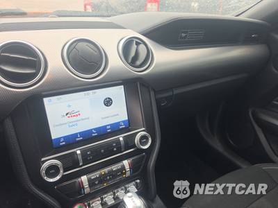 2020 Ford Mustang EcoBoost Coupe - zdjęcie 11 z 23 - miniatura