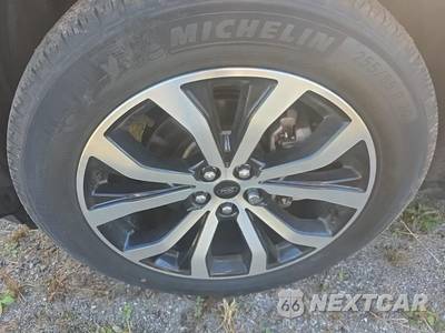 2022 Ford Explorer ST-Line - zdjęcie 8 z 24 - miniatura