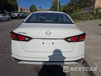 2025 Nissan Altima SV - zdjęcie 5 z 24 - miniatura