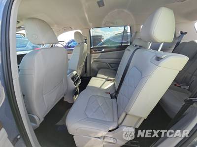 2025 Volkswagen Atlas 2.0T SE w/Technology - zdjęcie 13 z 36 - miniatura