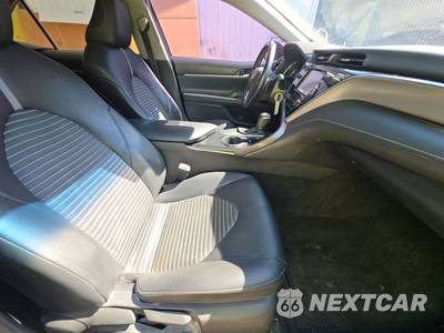 2018 Toyota Camry SE - zdjęcie 8 z 48 - miniatura