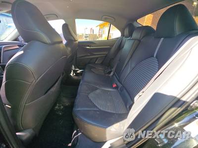 2018 Toyota Camry SE - zdjęcie 13 z 48 - miniatura