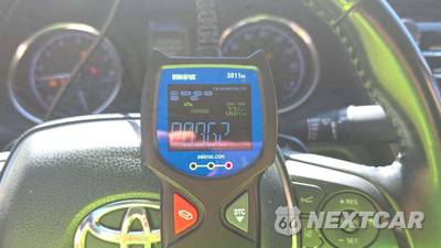 2018 Toyota Camry SE - zdjęcie 21 z 48 - miniatura