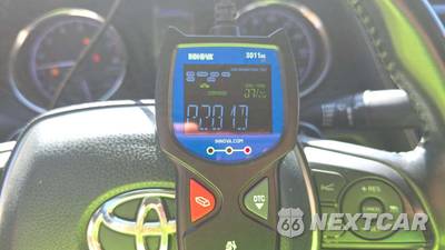 2018 Toyota Camry SE - zdjęcie 27 z 48 - miniatura