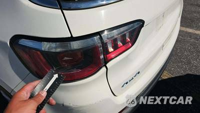 2017 Jeep Compass Latitude - zdjęcie 22 z 41 - miniatura