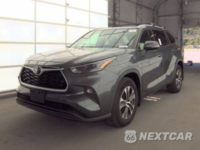 2022 Toyota Highlander XLE - zdjęcie 1 z 40 - miniatura