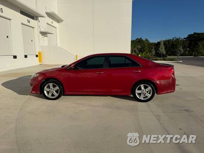 2013 Toyota Camry SE - zdjęcie 2 z 24 - miniatura