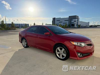 2013 Toyota Camry SE - zdjęcie 7 z 24 - miniatura
