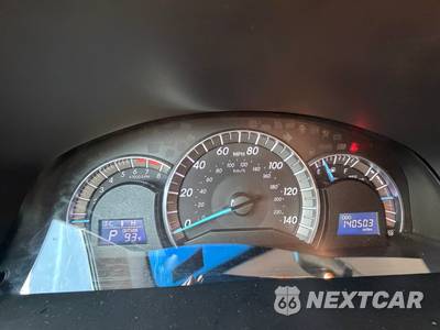 2013 Toyota Camry SE - zdjęcie 23 z 24 - miniatura