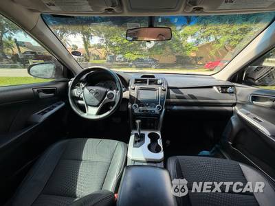 2013 Toyota Camry SE - zdjęcie 22 z 24 - miniatura